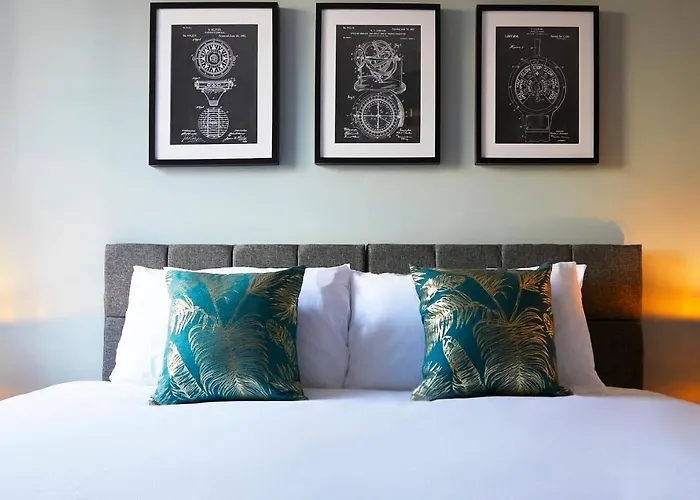 Charming 4-bed Townhouse On South Cliff * Scarborough